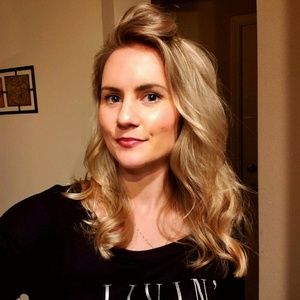 Meet your Posher, Lesya